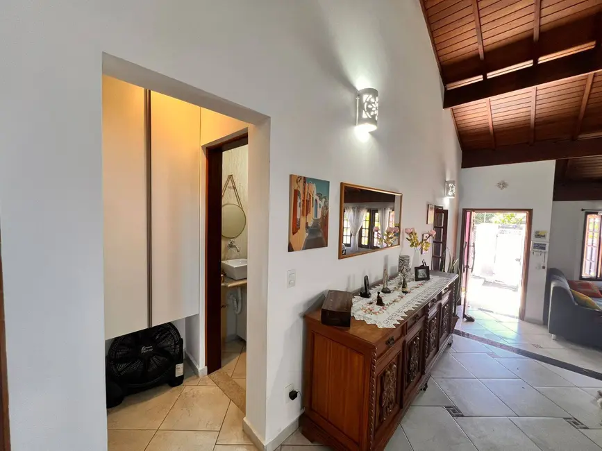 Casa com 3 quartos à venda, 250m2 em Jardim Paulista, Atibaia - SP - imagem 8 Foto 8 de Casa com 3 quartos à venda, 250m2 em Jardim Paulista, Atibaia - SP
