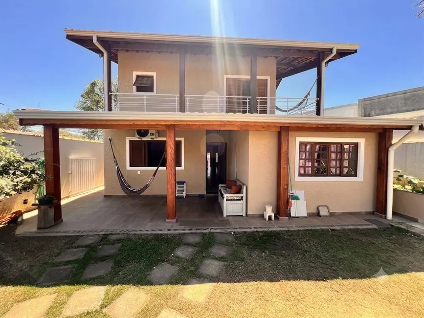 Casa com 3 quartos à venda, 250m2 em Jardim Paulista, Atibaia - SP - imagem 2 Foto 2 de Casa com 3 quartos à venda, 250m2 em Jardim Paulista, Atibaia - SP