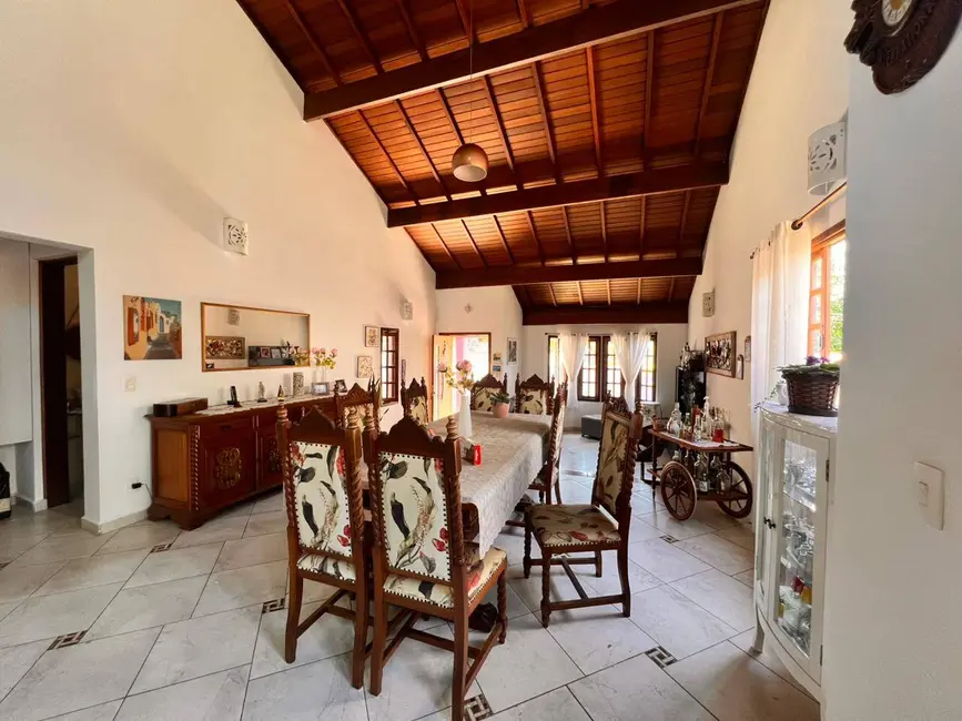 Casa com 3 quartos à venda, 250m2 em Jardim Paulista, Atibaia - SP - imagem 3 Foto 3 de Casa com 3 quartos à venda, 250m2 em Jardim Paulista, Atibaia - SP