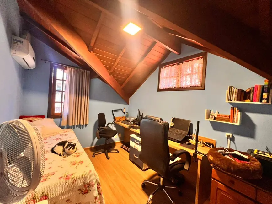 Casa com 3 quartos à venda, 250m2 em Jardim Paulista, Atibaia - SP - imagem 7 Foto 7 de Casa com 3 quartos à venda, 250m2 em Jardim Paulista, Atibaia - SP
