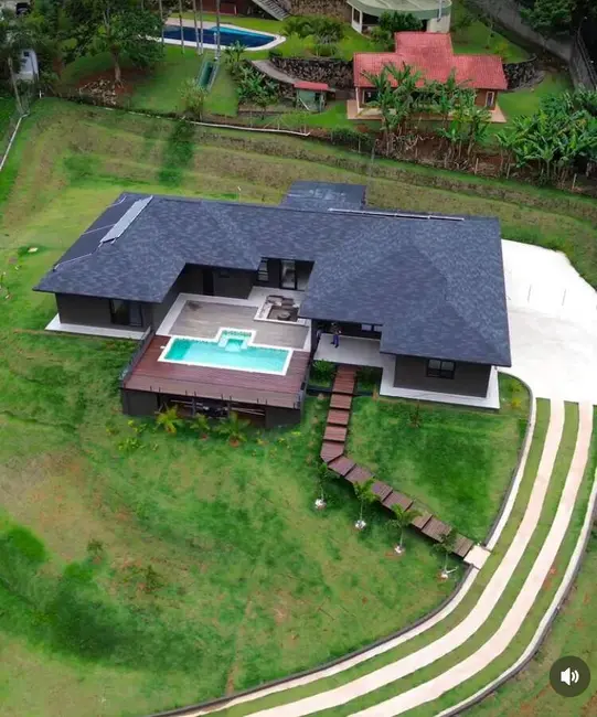 Foto 1 de Casa de Condomínio com 4 quartos à venda, 2668m2 em Condomínio Jardim das Palmeiras, Braganca Paulista - SP