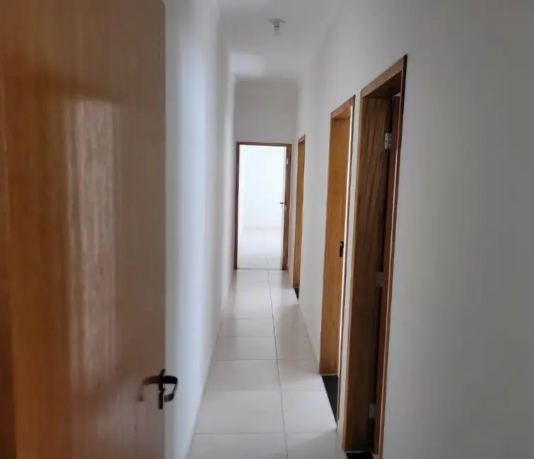 Foto 8 de Casa com 3 quartos à venda, 140m2 em Jardim Oásis, Taubate - SP