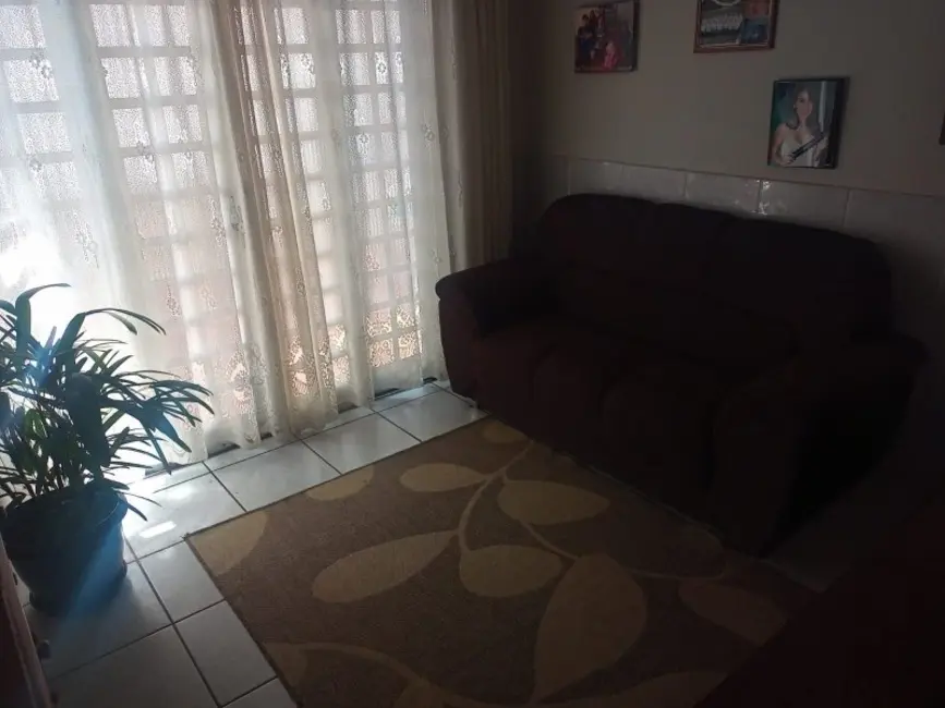 Foto 3 de Casa com 3 quartos à venda, 110m2 em Jardim Maria Augusta, Taubate - SP