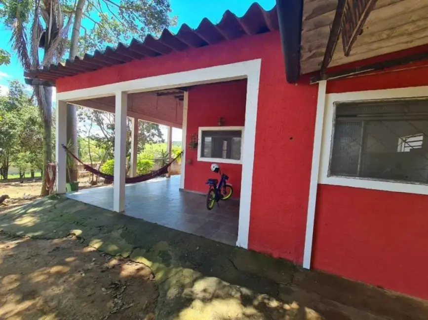 Foto 1 de Chácara com 3 quartos à venda, 110m2 em São Gonçalo, Taubate - SP