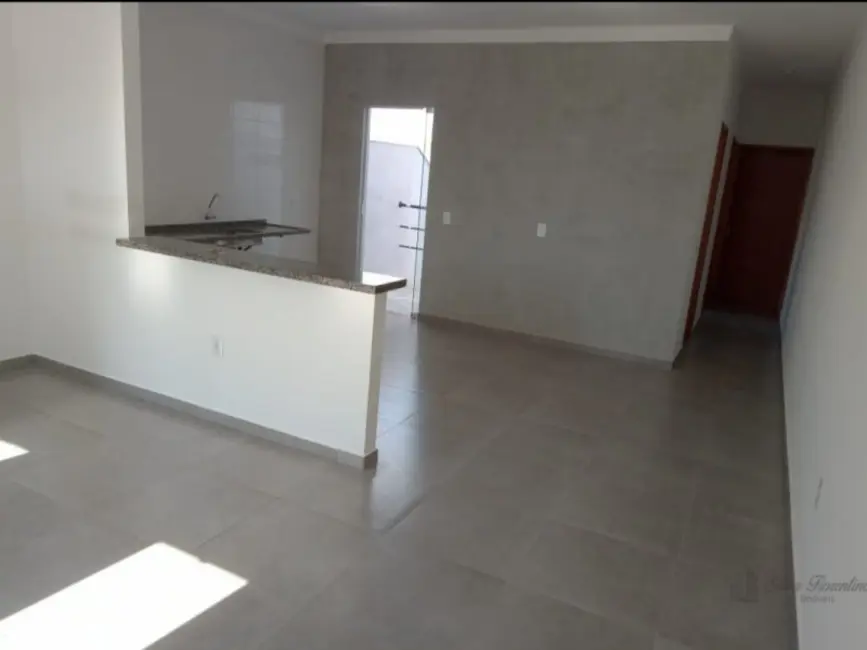 Foto 3 de Casa com 2 quartos à venda, 80m2 em Jardim Continental II, Taubate - SP