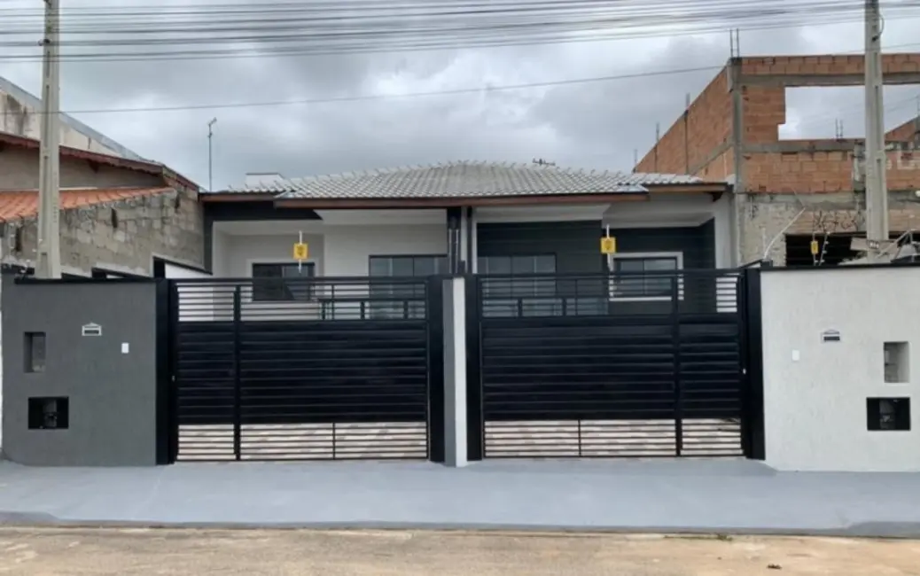 Foto 2 de Casa com 2 quartos à venda, 80m2 em Jardim Continental II, Taubate - SP