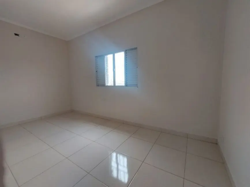 Foto 9 de Sobrado com 3 quartos à venda, 166m2 em Parque Senhor do Bonfim, Taubate - SP