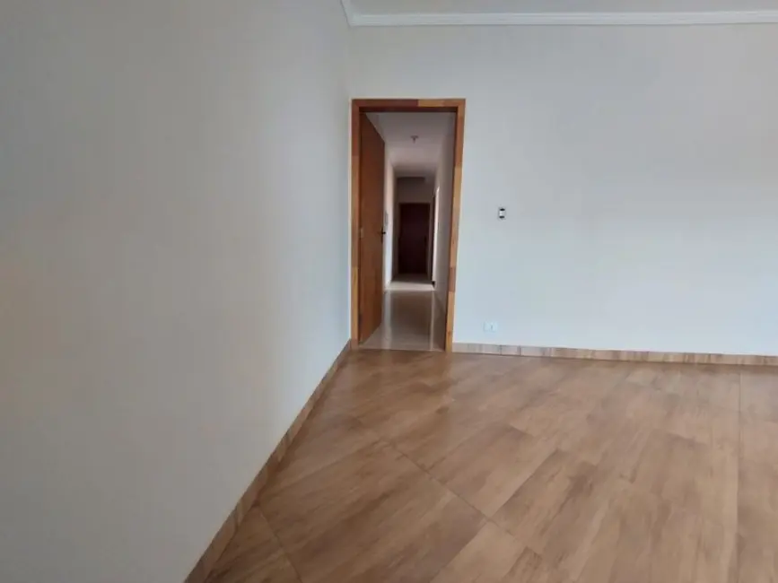 Foto 4 de Sobrado com 3 quartos à venda, 166m2 em Parque Senhor do Bonfim, Taubate - SP