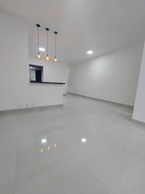 Foto 2 de Casa com 2 quartos à venda, 70m2 em Residencial San Marino, Taubate - SP