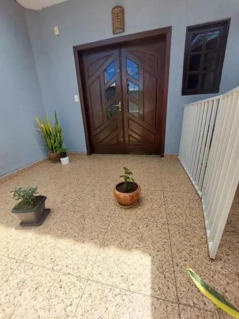 Foto 3 de Sobrado com 3 quartos à venda, 159m2 em Tremembe - SP