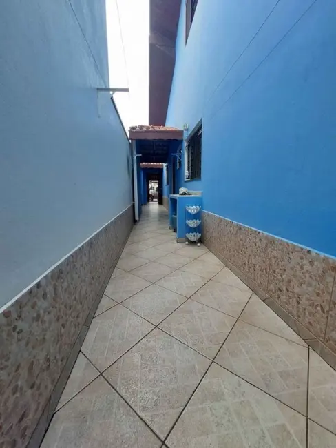 Foto 1 de Casa com 2 quartos à venda, 110m2 em Jardim Independência, Taubate - SP