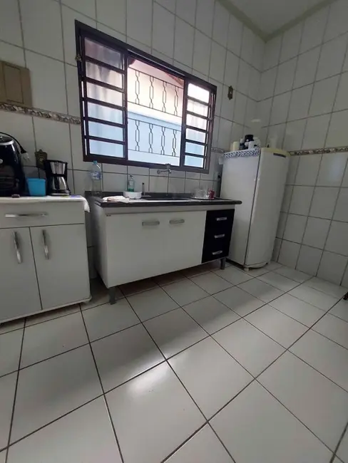 Foto 9 de Casa com 2 quartos à venda, 110m2 em Jardim Independência, Taubate - SP