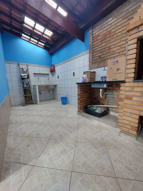 Foto 3 de Casa com 2 quartos à venda, 110m2 em Jardim Independência, Taubate - SP