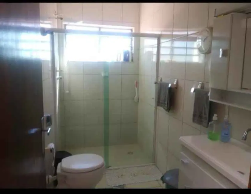 Foto 8 de Casa com 4 quartos à venda, 160m2 em Parque Residencial Bom Conselho, Taubate - SP