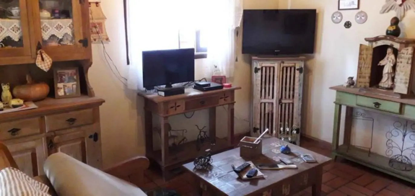 Foto 7 de Chácara com 4 quartos à venda, 79m2 em Barreiro, Taubate - SP