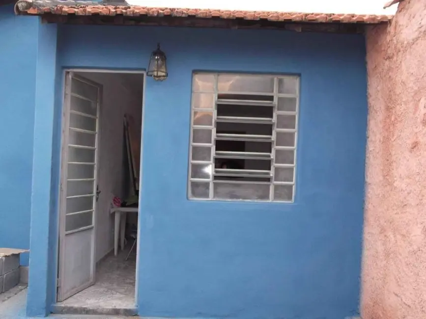 Foto 2 de Casa com 2 quartos à venda, 79m2 em Cecap, Taubate - SP