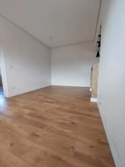 Foto 2 de Apartamento com 2 quartos à venda, 67m2 em Centro, Taubate - SP