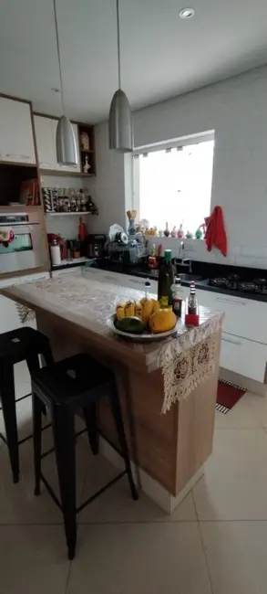 Foto 6 de Sobrado com 3 quartos à venda, 222m2 em Jardim do Mar, Sao Bernardo Do Campo - SP