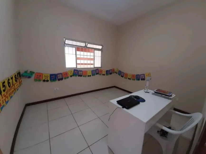 Foto 9 de Casa com 2 quartos à venda, 70m2 em Tremembe - SP