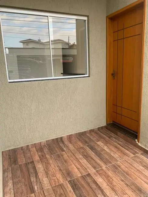 Foto 2 de Casa com 3 quartos à venda, 148m2 em Piracangaguá, Taubate - SP