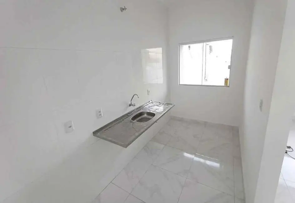 Foto 2 de Casa com 2 quartos à venda, 138m2 em Residencial Estoril, Taubate - SP