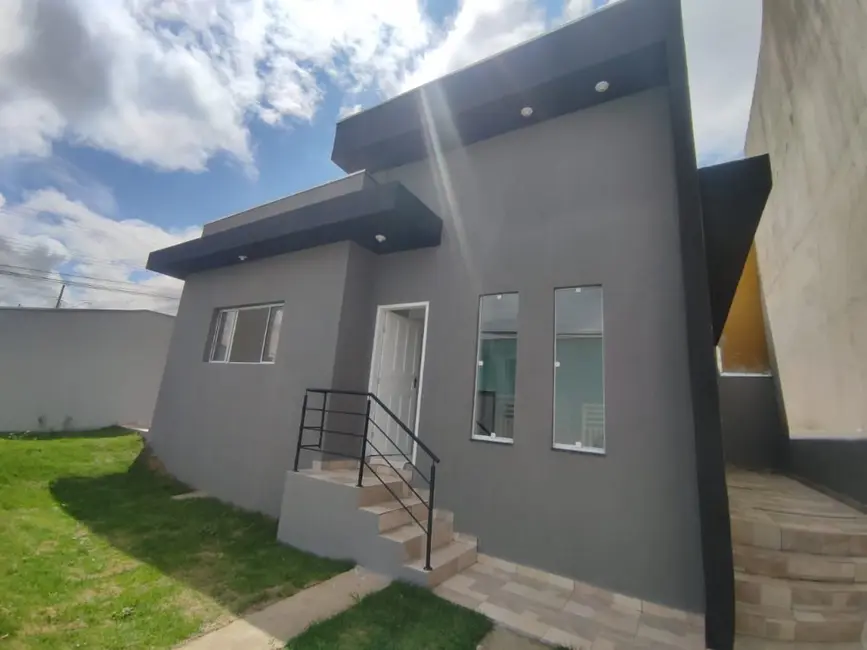 Foto 3 de Casa com 2 quartos à venda, 160m2 em Residencial Estoril, Taubate - SP