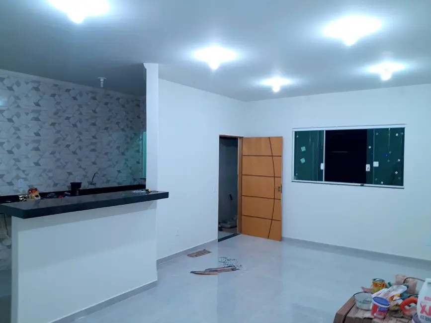Foto 3 de Casa com 2 quartos à venda, 150m2 em Residencial Portal da Mantiqueira, Taubate - SP