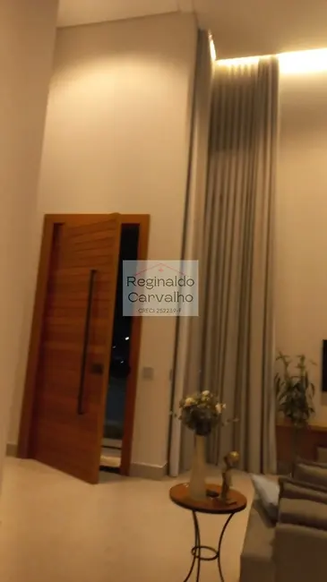 Casa de Condomínio com 3 quartos à venda, 270m2 em Sao Jose Dos Campos - SP - imagem 8 Foto 8 de Casa de Condomínio com 3 quartos à venda, 270m2 em Sao Jose Dos Campos - SP