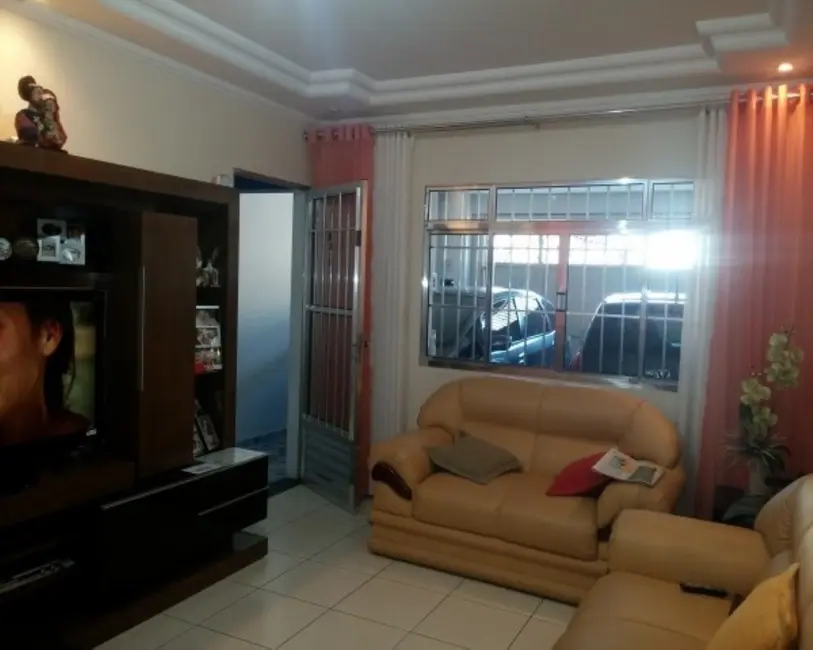 Foto 1 de Casa com 3 quartos à venda e para alugar, 189m2 em Jardim São Pedro, Mogi Das Cruzes - SP