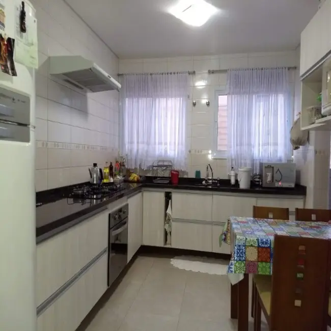Foto 8 de Casa com 3 quartos à venda, 300m2 em Vila Suissa, Mogi Das Cruzes - SP