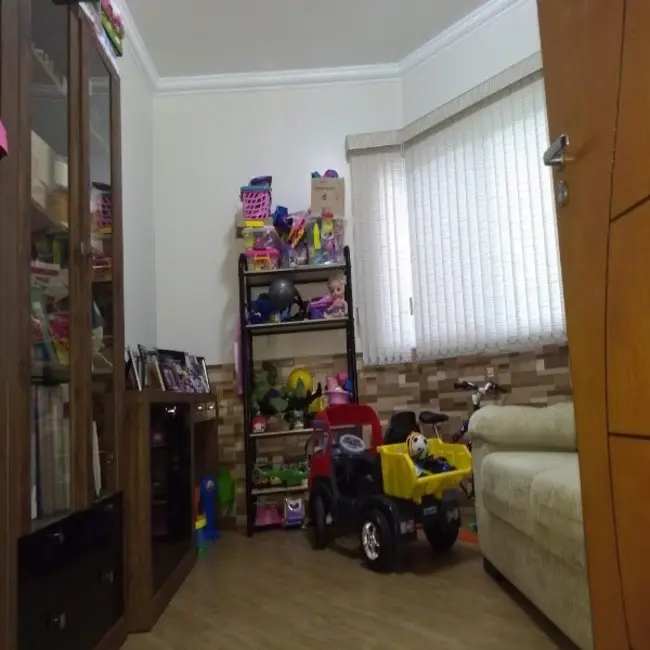 Foto 5 de Casa com 3 quartos à venda, 300m2 em Vila Suissa, Mogi Das Cruzes - SP