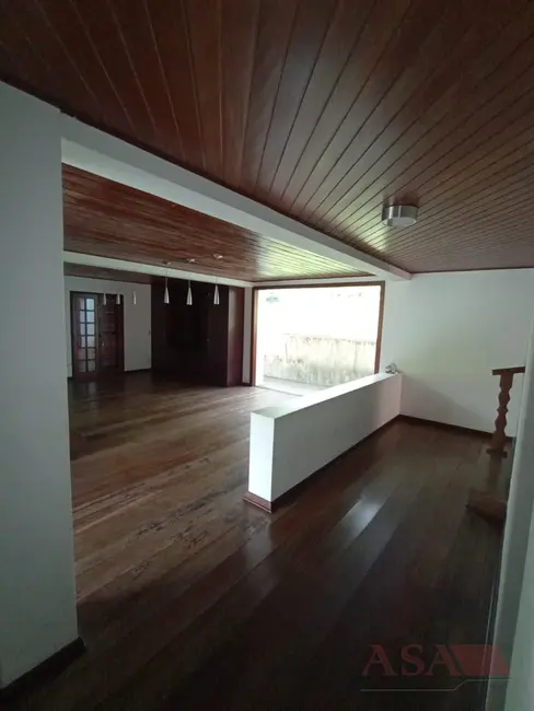 Foto 9 de Casa com 5 quartos à venda e para alugar, 1800m2 em Vila Oliveira, Mogi Das Cruzes - SP