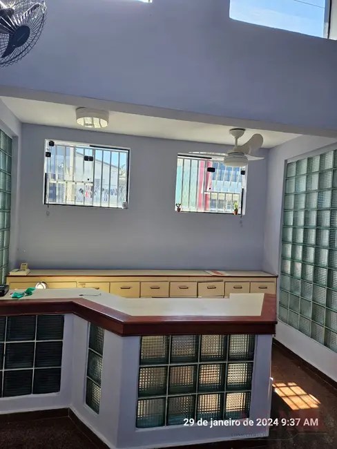Foto 1 de Casa Comercial à venda e para alugar em Centro, Mogi Das Cruzes - SP