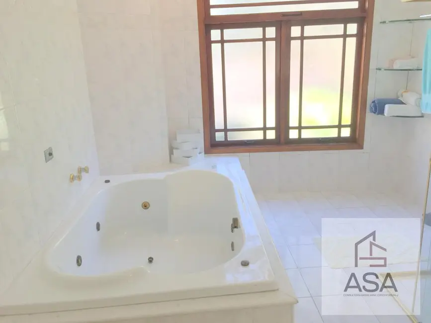 Foto 9 de Casa de Condomínio com 4 quartos à venda, 480m2 em Aruja - SP