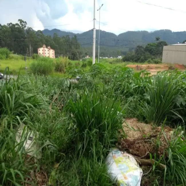 Foto 1 de Chácara à venda, 300m2 em Vila Suissa, Mogi Das Cruzes - SP