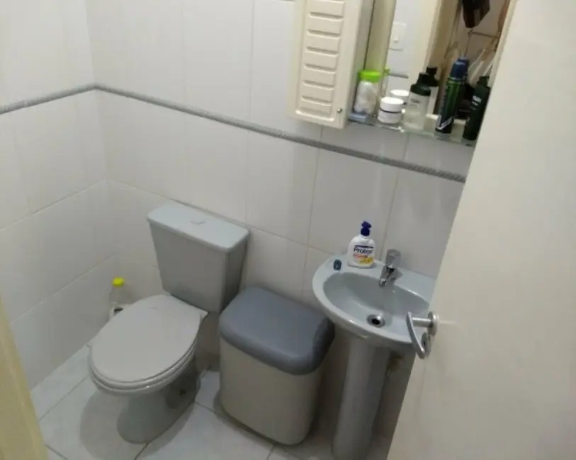 Foto 6 de Casa com 3 quartos à venda, 200m2 em Vila Lavínia, Mogi Das Cruzes - SP