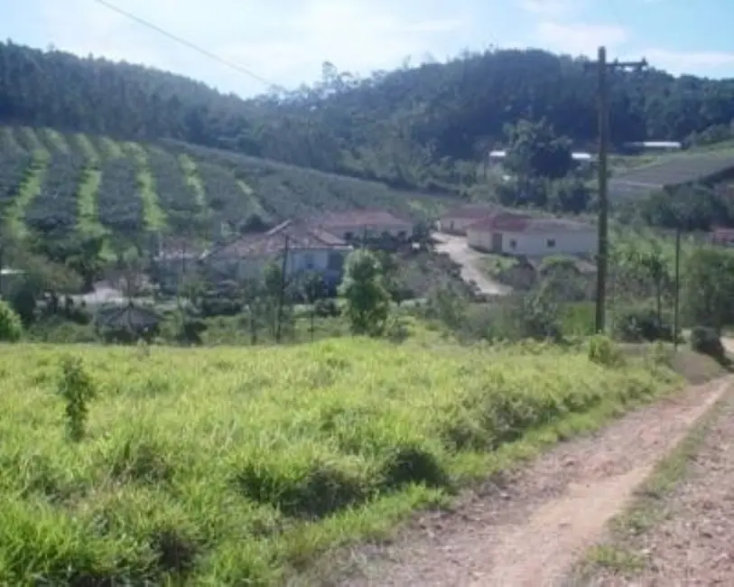 Foto 1 de Sítio / Rancho com 3 quartos à venda, 9m2 em Mogi Das Cruzes - SP