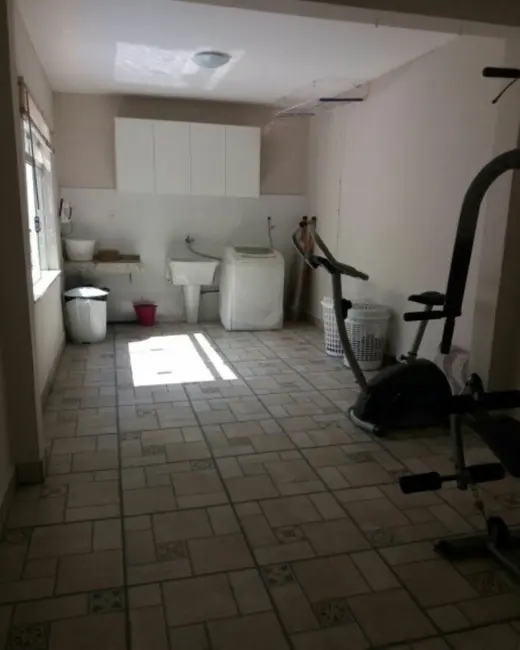Foto 8 de Casa com 3 quartos à venda, 225m2 em Vila Mogilar, Mogi Das Cruzes - SP