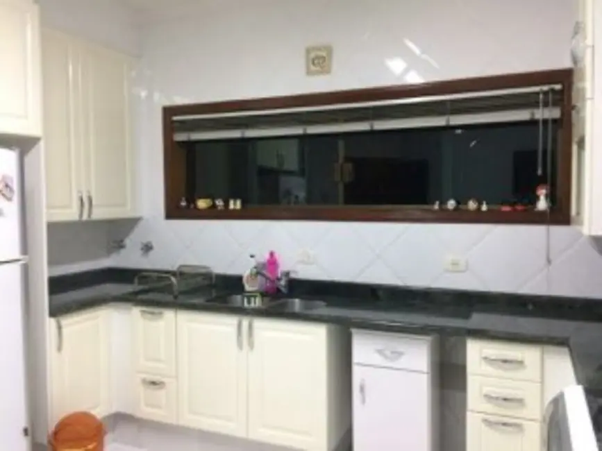 Foto 5 de Casa com 4 quartos à venda, 385m2 em Mogi Das Cruzes - SP