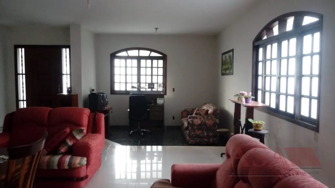 Foto 5 de Casa com 3 quartos à venda, 425m2 em Vila Lavínia, Mogi Das Cruzes - SP