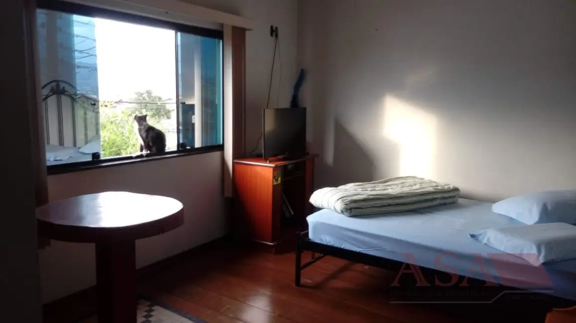 Foto 3 de Casa com 3 quartos à venda, 425m2 em Vila Lavínia, Mogi Das Cruzes - SP