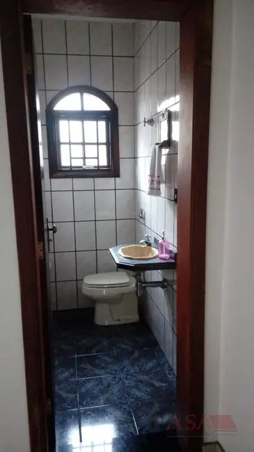 Foto 4 de Casa com 3 quartos à venda, 425m2 em Vila Lavínia, Mogi Das Cruzes - SP