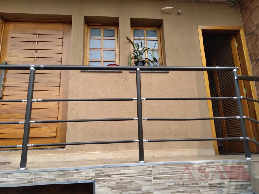 Casa com 2 quartos à venda, 238m2 em Jardim Veneza, Mogi Das Cruzes - SP - imagem 2 Foto 2 de Casa com 2 quartos à venda, 238m2 em Jardim Veneza, Mogi Das Cruzes - SP