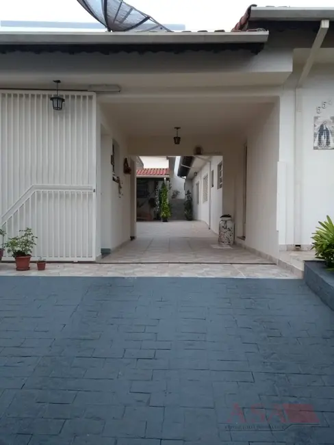 Foto 4 de Casa com 4 quartos à venda em Jardim São Pedro, Mogi Das Cruzes - SP