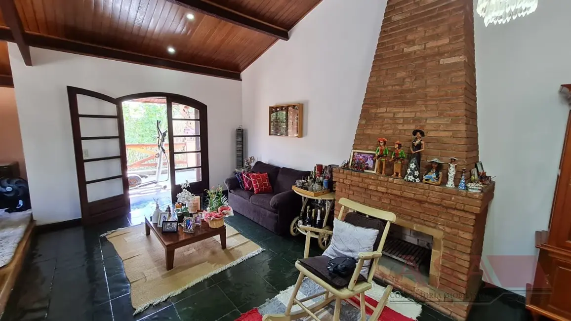 Foto 7 de Casa com 3 quartos à venda, 261m2 em Caputera, Aruja - SP