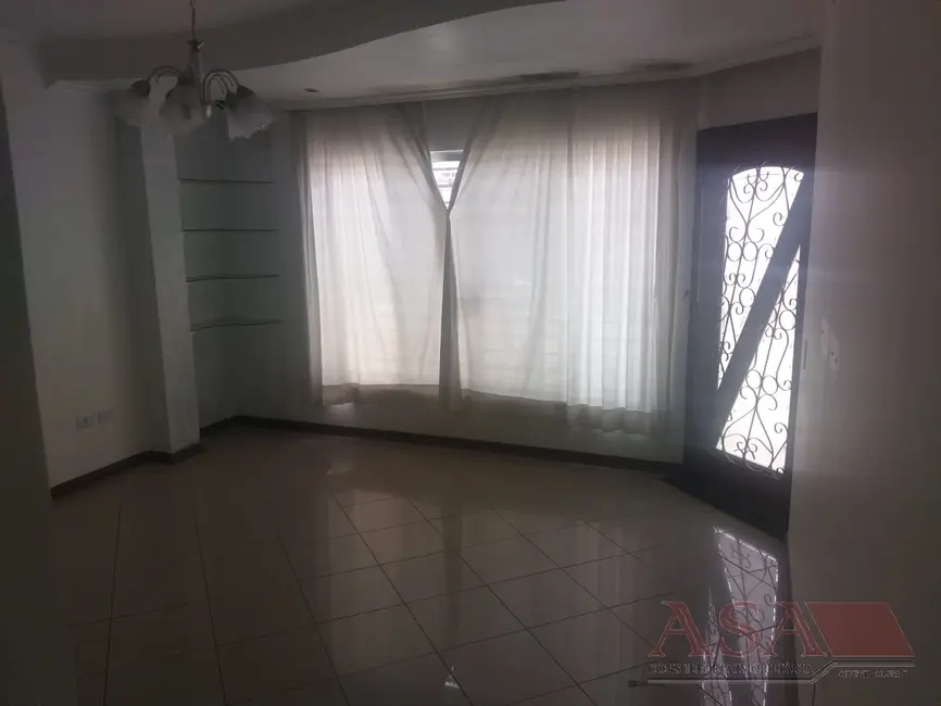 Foto 2 de Casa com 3 quartos à venda, 200m2 em Vila Celeste, Mogi Das Cruzes - SP