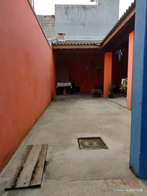 Foto 5 de Casa com 2 quartos à venda, 150m2 em Jardim Layr, Mogi Das Cruzes - SP