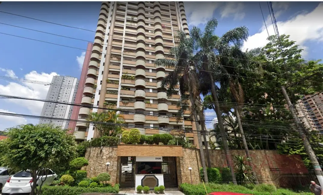 Casa com 4 quartos à venda, 330m2 em Tatuapé, São Paulo - SP - imagem 1 Foto 1 de Casa com 4 quartos à venda, 330m2 em Tatuapé, São Paulo - SP