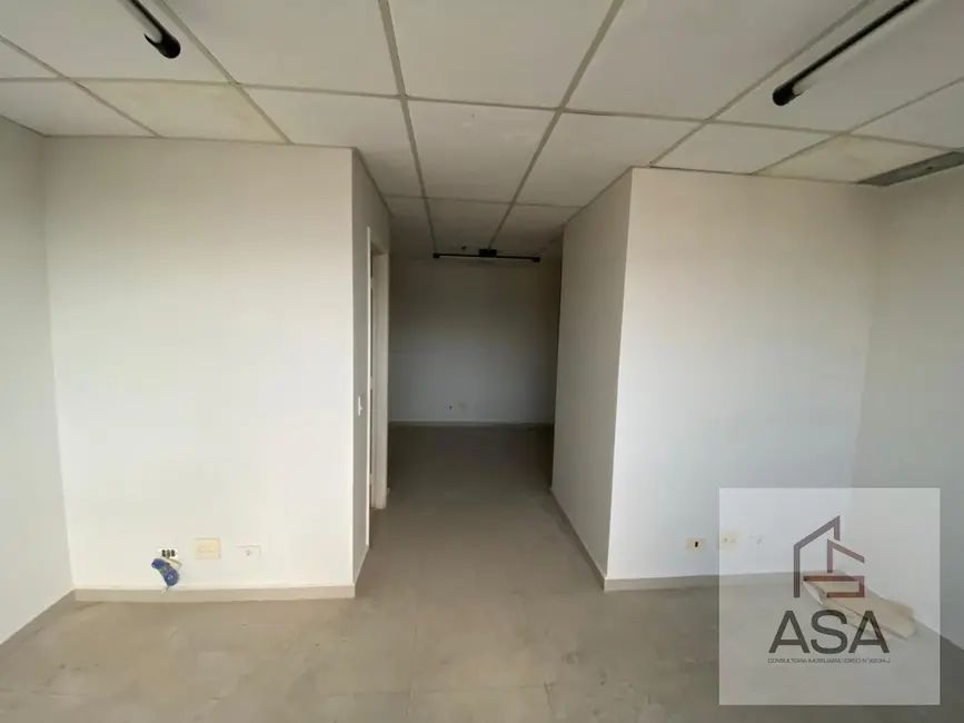 Foto 3 de Sala Comercial para alugar, 36m2 em Centro, Mogi Das Cruzes - SP