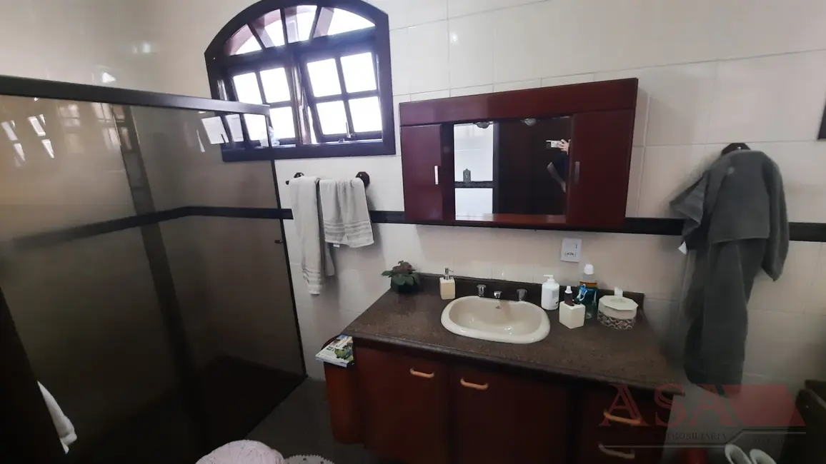 Foto 7 de Casa com 3 quartos à venda, 225m2 em Jardim Armênia, Mogi Das Cruzes - SP